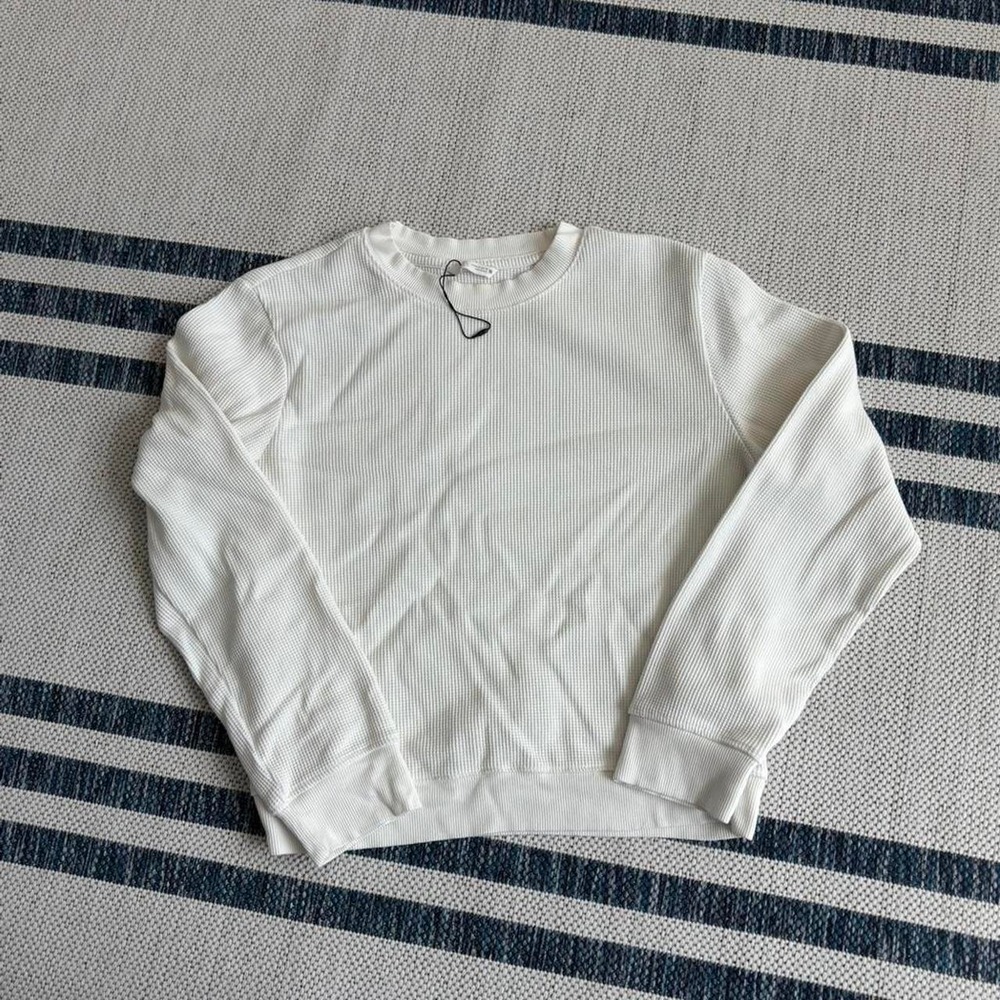 NWOT Zara white waffle crewneck  long sleeve shirt Size M